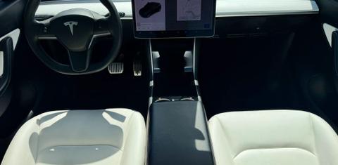 Tesla Model Y 2020