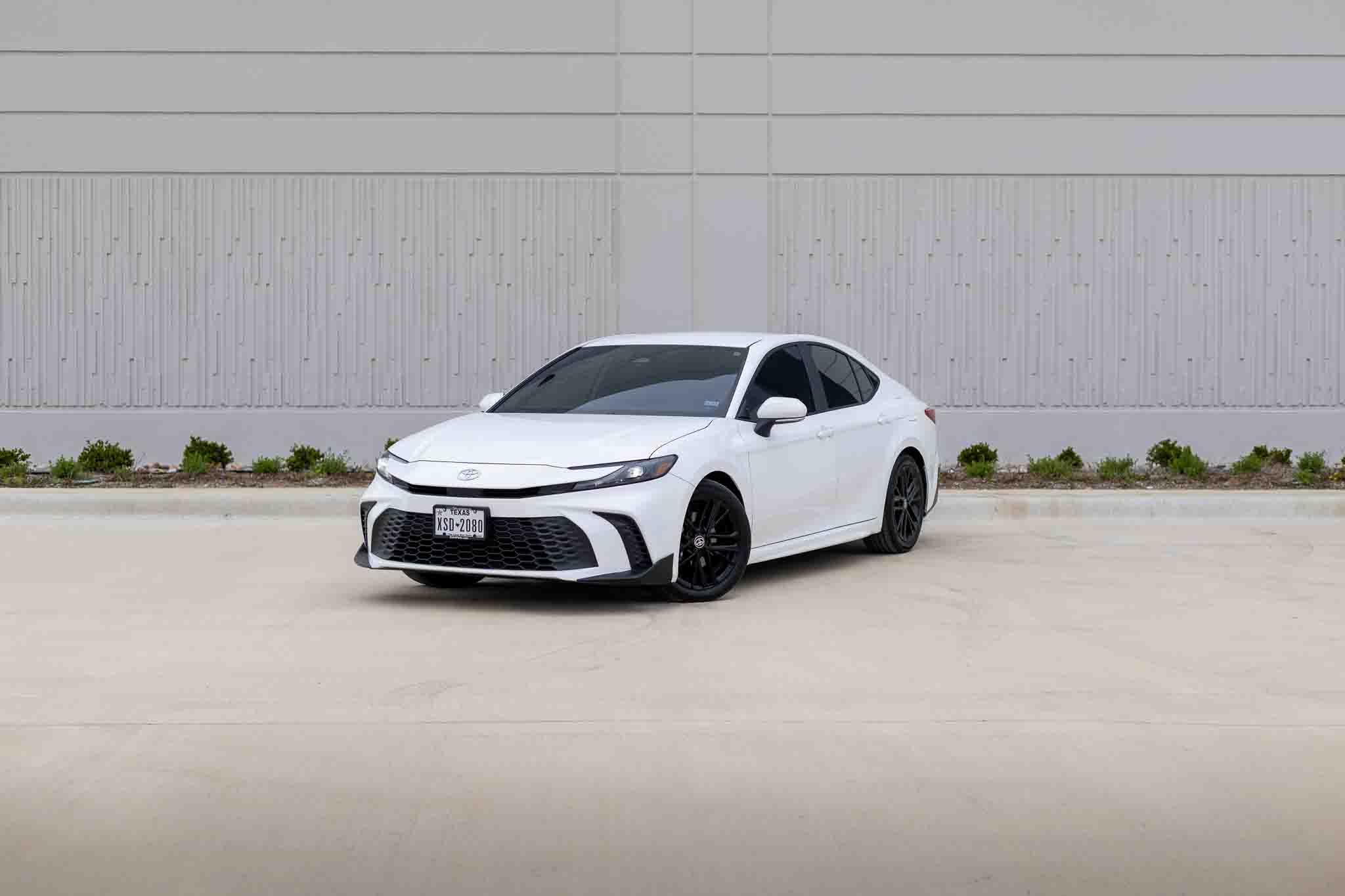 Toyota Camry Hybrid 2025 in 