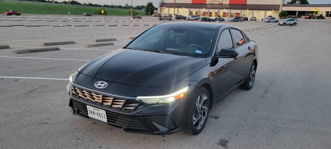 Hyundai Elantra 2025 in Kennedale, TX