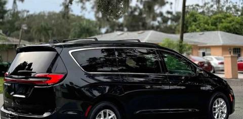 Chrysler Pacifica 2022