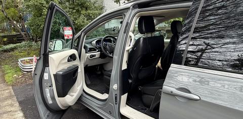 Chrysler Pacifica 2022