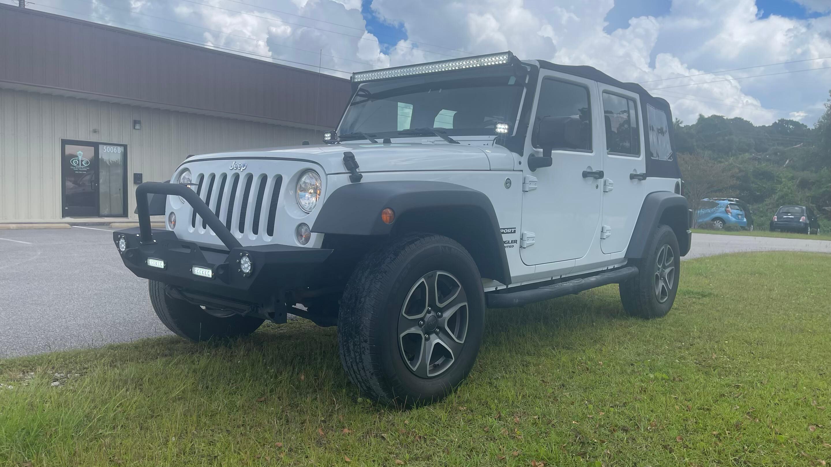 Jeep Wrangler Unlimited 2015 in Morehead City, NC