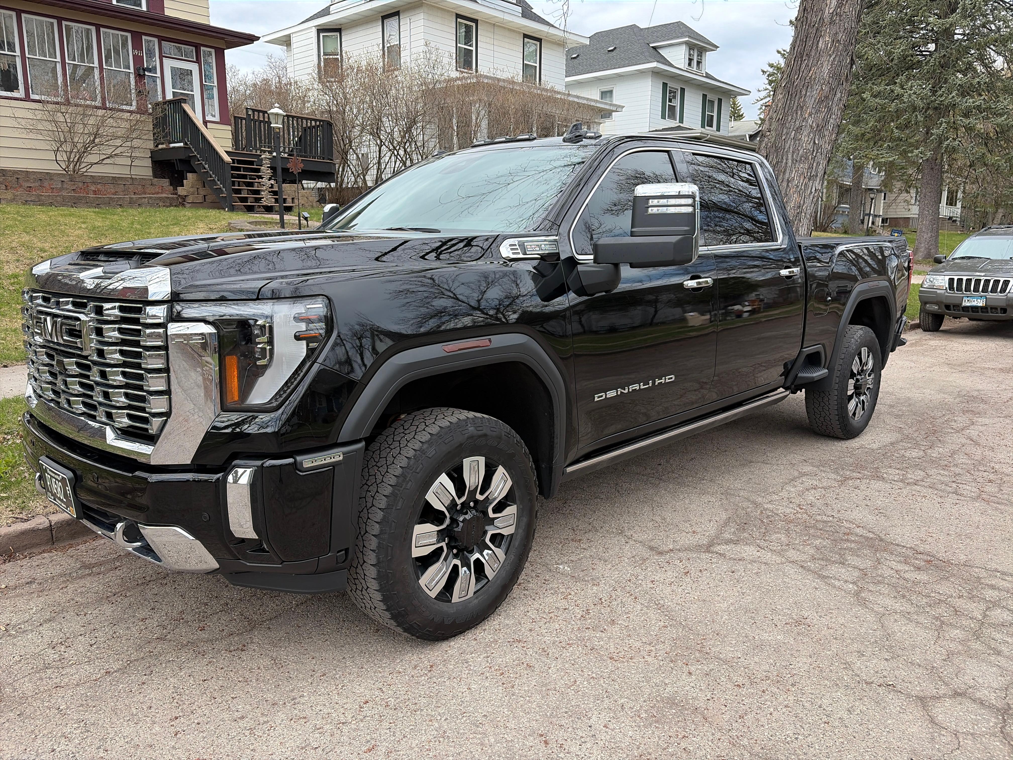 GMC Sierra 3500HD 2024 in Duluth, MN