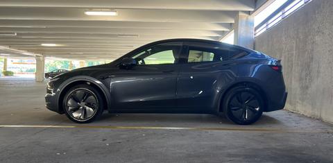 Tesla Model Y 2026