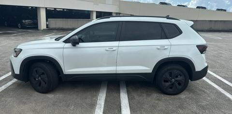 Volkswagen Taos 2025