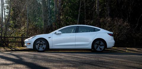 Tesla Model 3 2020
