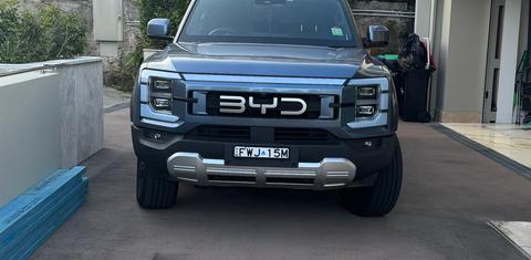BYD SHARK 6 2025