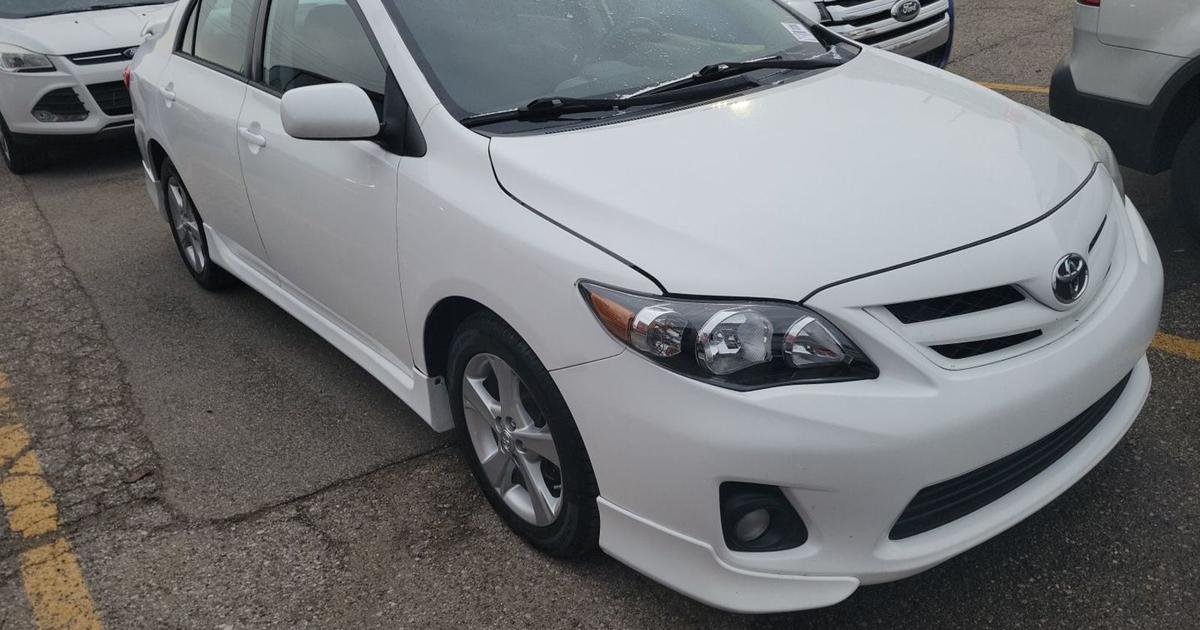 Toyota Corolla 2012 rental in Romulus, MI by Abram W. Turo