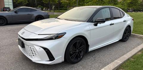 Toyota Camry Hybrid 2025