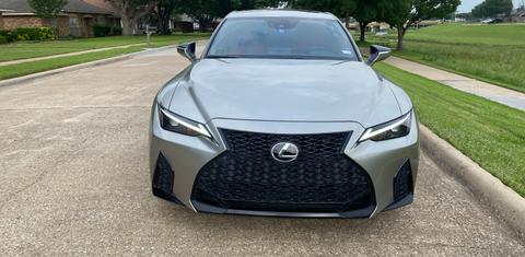 Lexus IS 2023