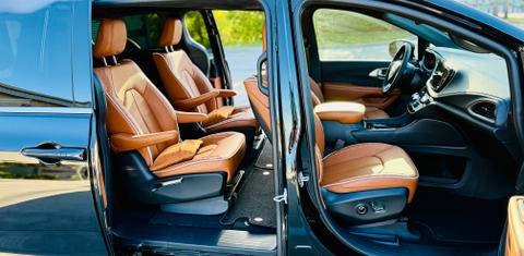 Chrysler Pacifica 2026