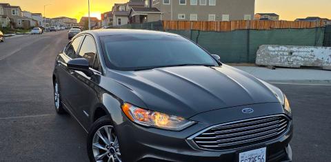 Ford Fusion Hybrid 2017