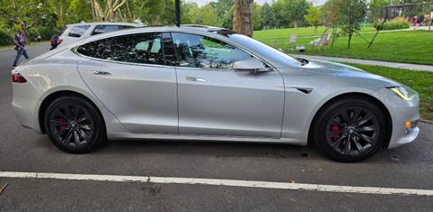 Tesla Model S 2018