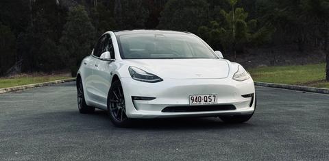 Tesla MODEL 3 2020