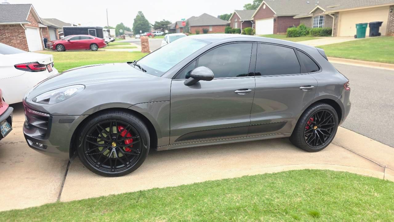 Porsche Macan 2018 in Oklahoma City, OK