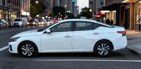 Nissan Altima 2023