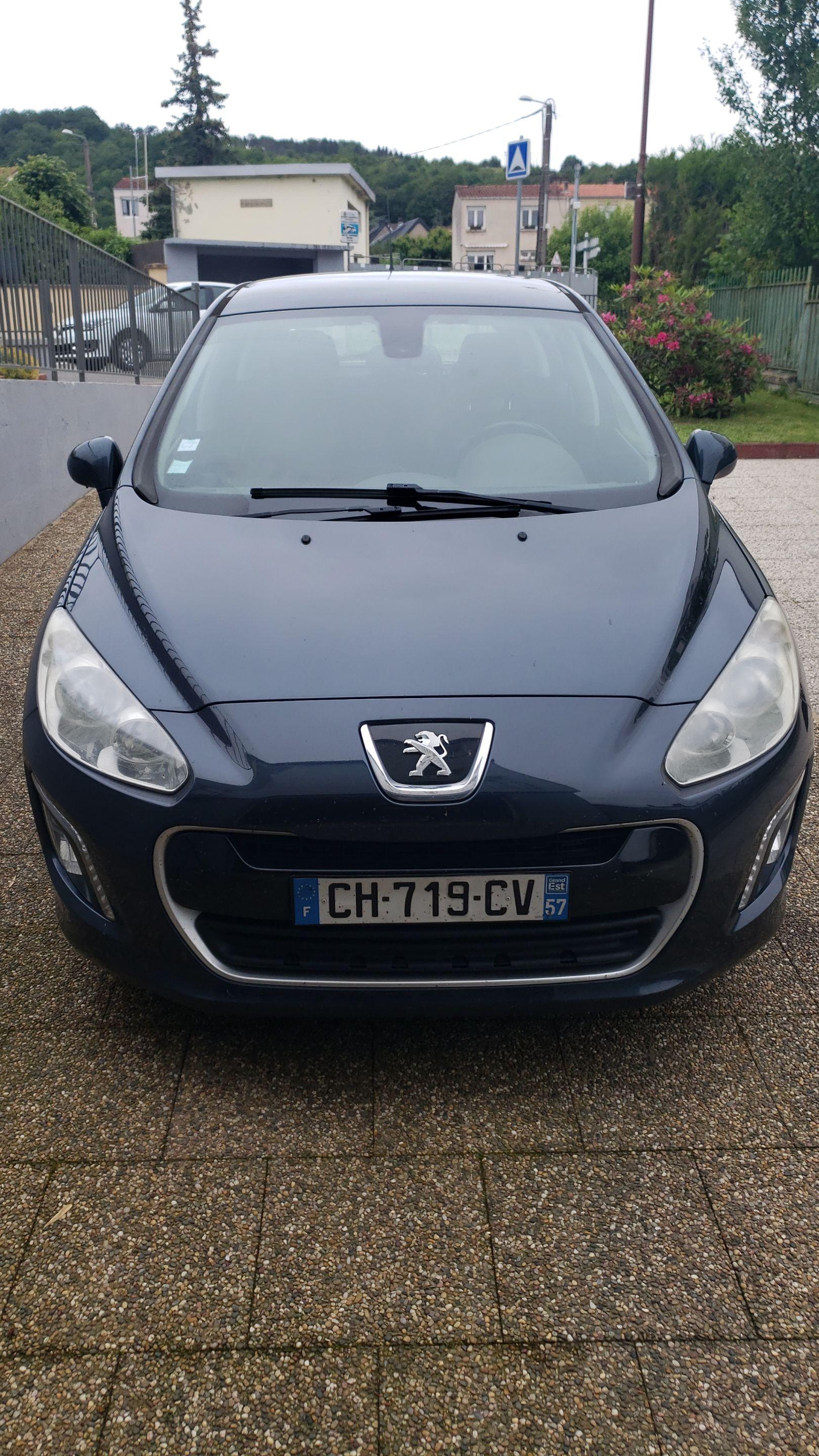 Peugeot 308 2012 à Clouange