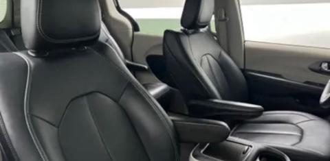 Chrysler Pacifica 2024