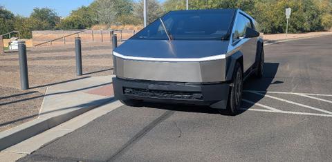 Tesla Cybertruck 2025