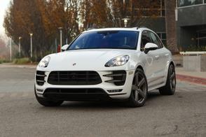 Porsche Macan car