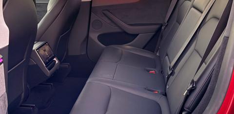 Tesla Model Y 2026