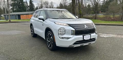 Mitsubishi Outlander Plug-In Hybrid 2025