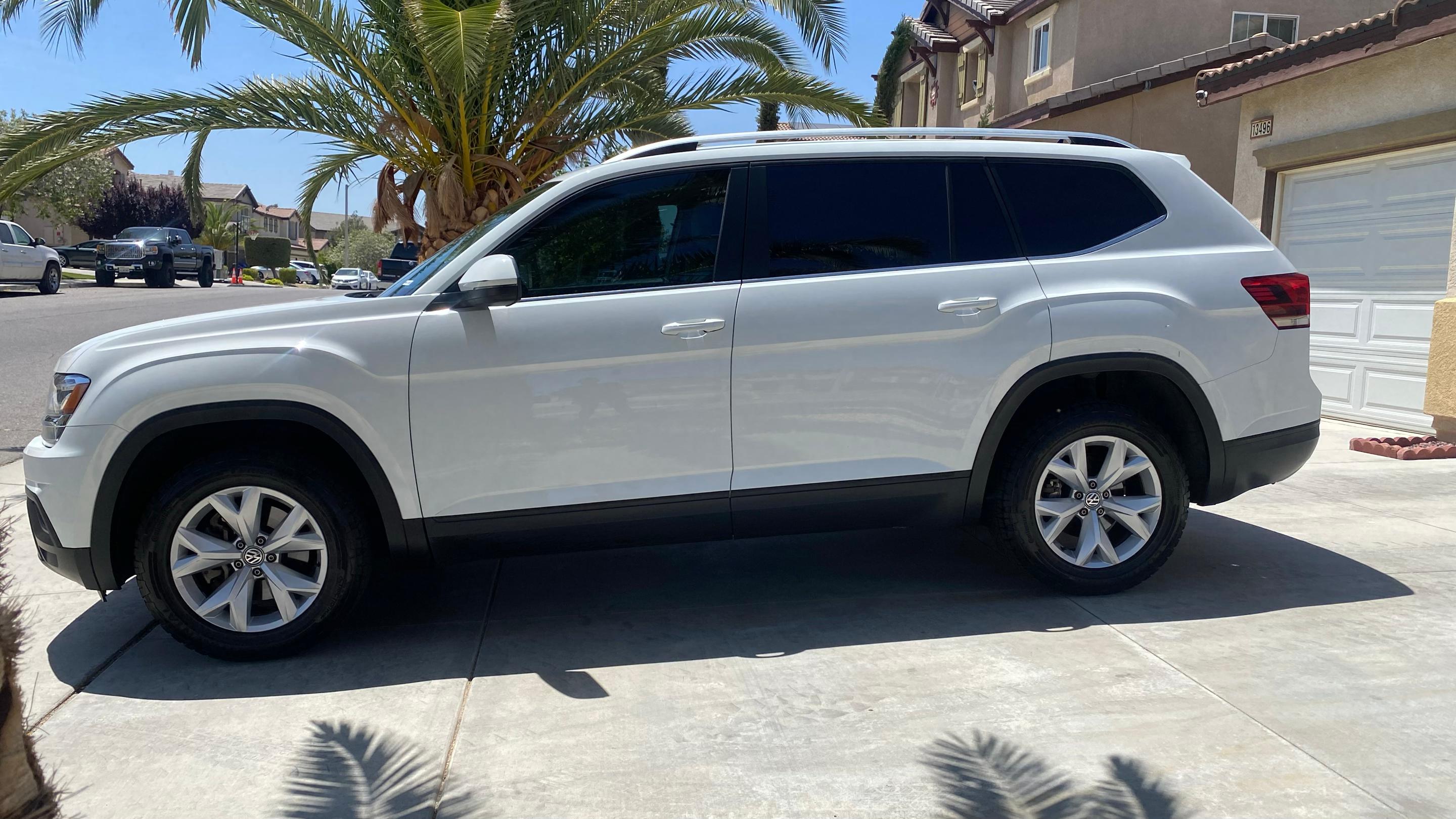 Volkswagen Atlas 2018 in Victorville, CA