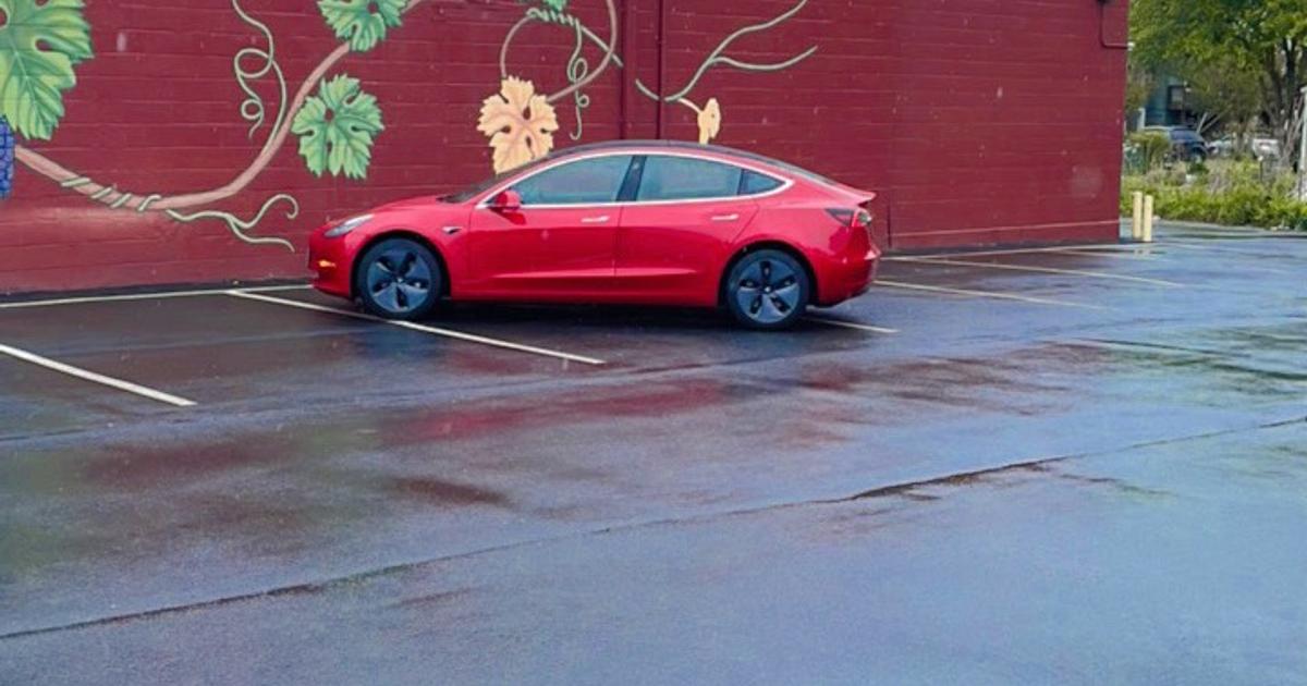 Tesla Model 3 2020 rental in Virginia Beach, VA by LaVette Turo