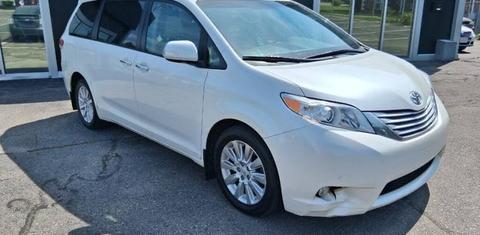 Toyota Sienna 2015