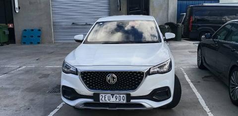 MG HS 2021