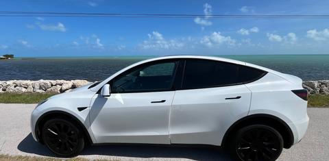 Tesla Model Y 2022