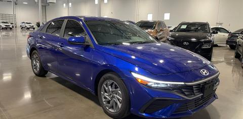 Hyundai Elantra 2024