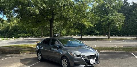 Nissan Versa 2020