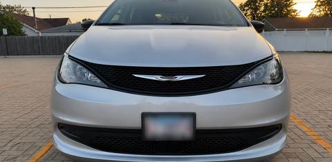 Chrysler Voyager 2024