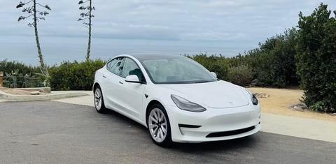Tesla Model 3 2022