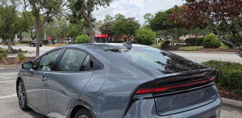 Toyota Prius 2025