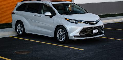 Toyota Sienna 2024