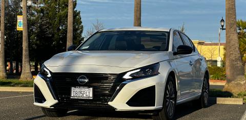 Nissan Altima 2024
