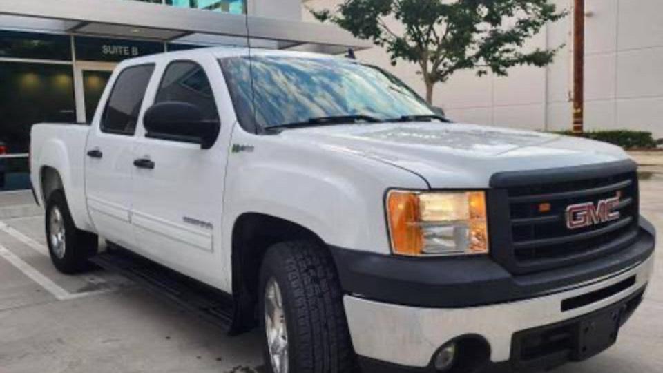 GMC Sierra 1500 Hybrid 2013 in 