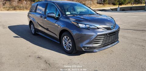 Toyota Sienna 2025