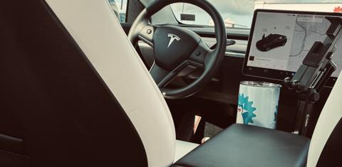 Tesla Model Y 2020