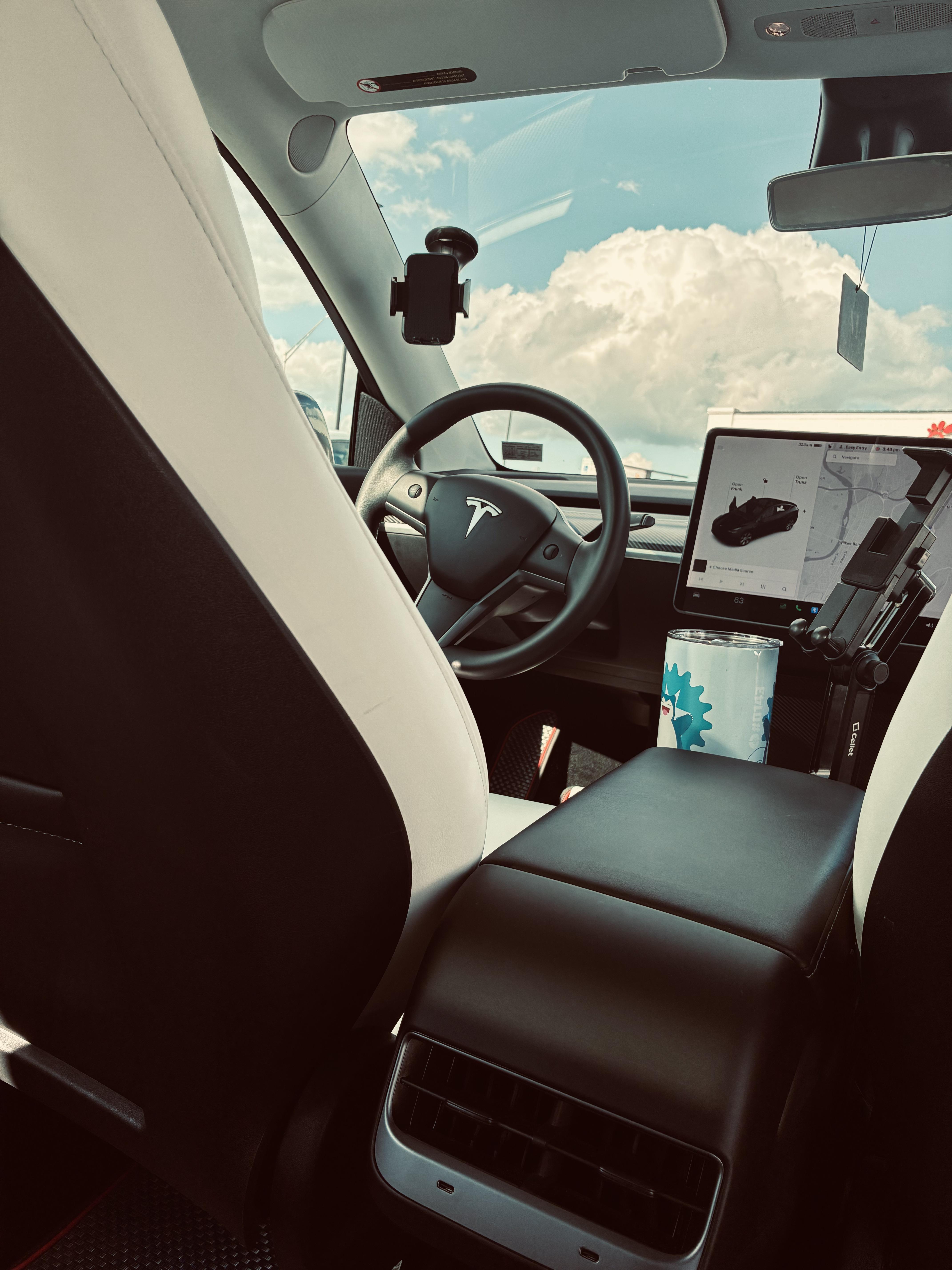 Tesla Model Y 2020 in Wilkes-Barre, PA