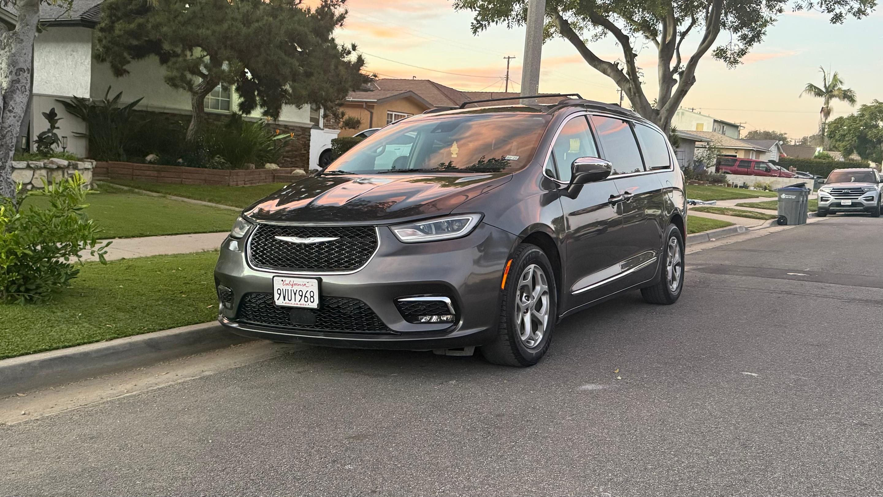 Chrysler Pacifica 2022 in 