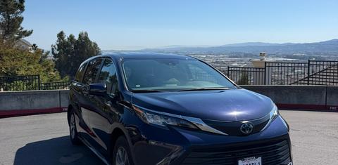 Toyota Sienna 2023