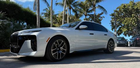 BMW 7 Series 2024