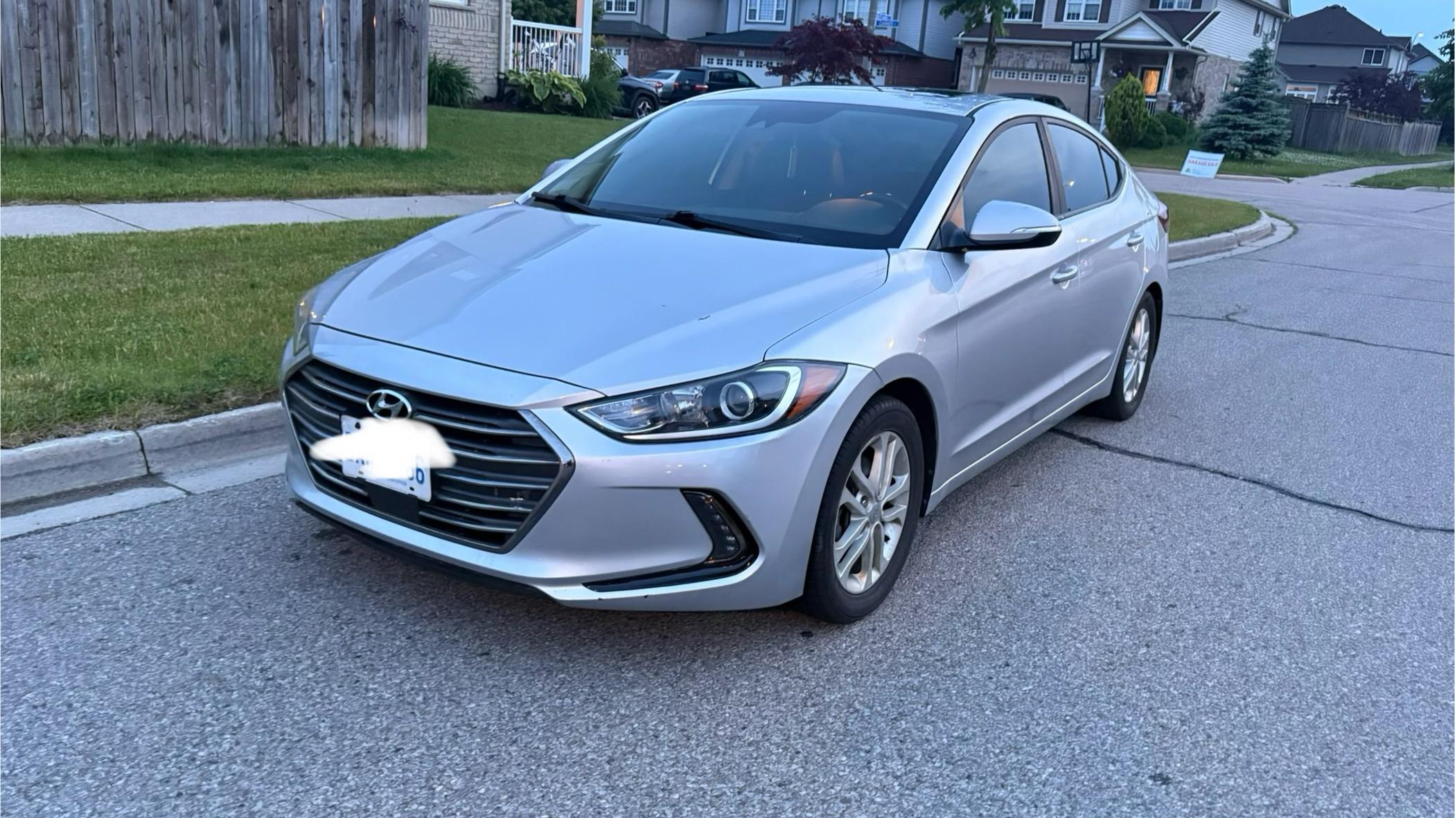 Hyundai Elantra 2018 à 