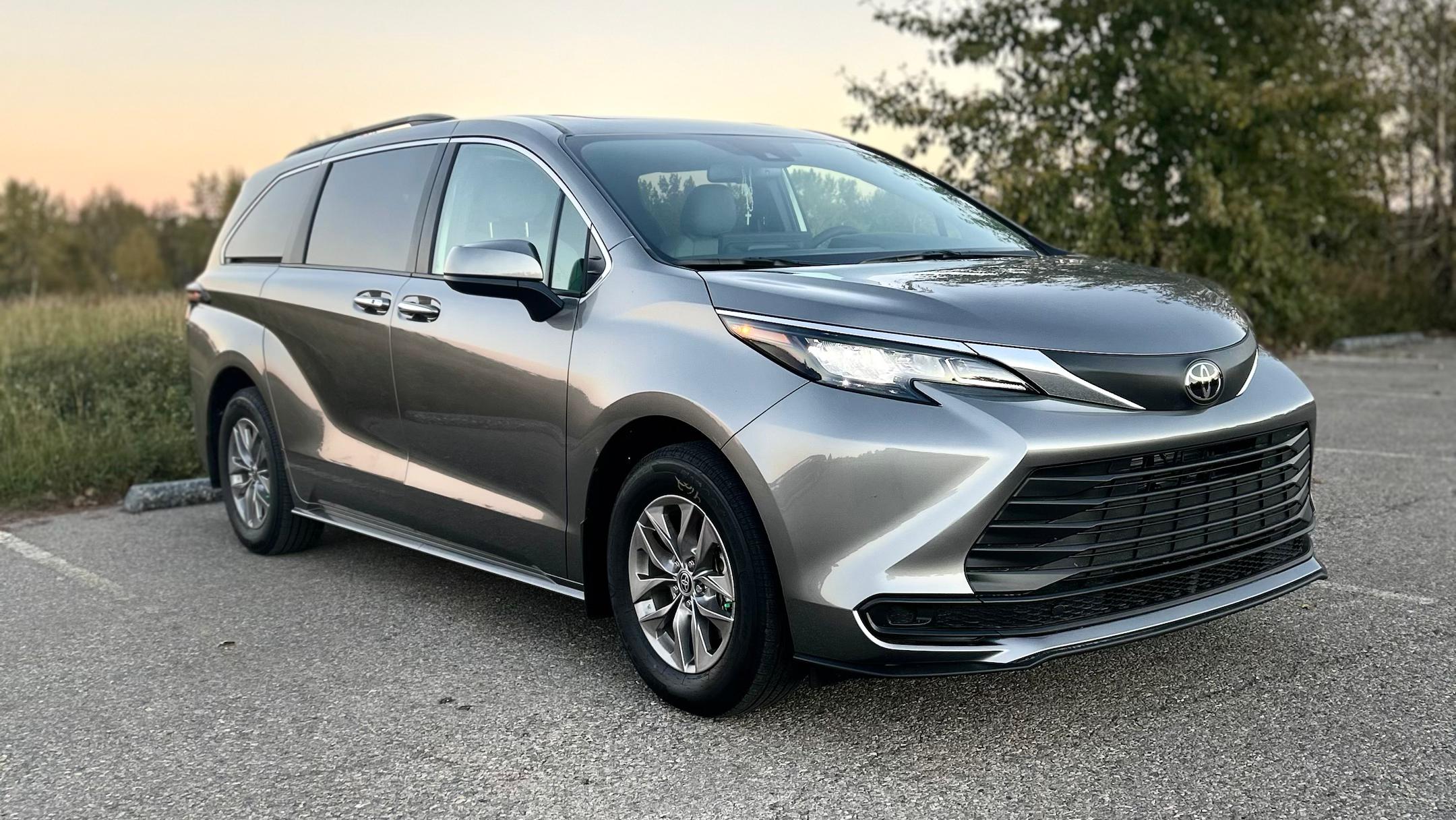 Toyota Sienna 2026 à Calgary, AB