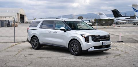 Kia Carnival Hybrid 2025