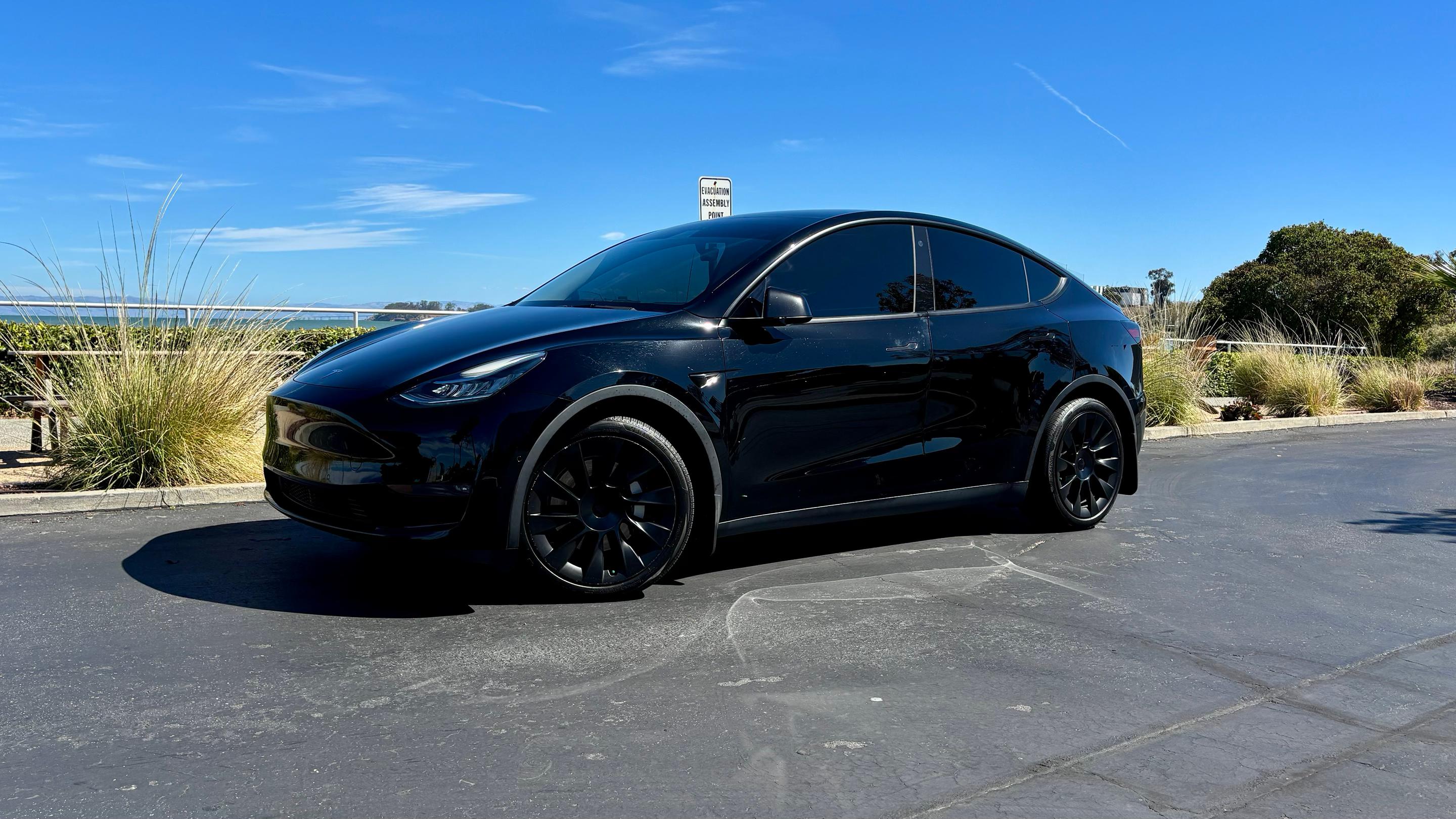 Tesla Model Y 2022 in Millbrae, CA