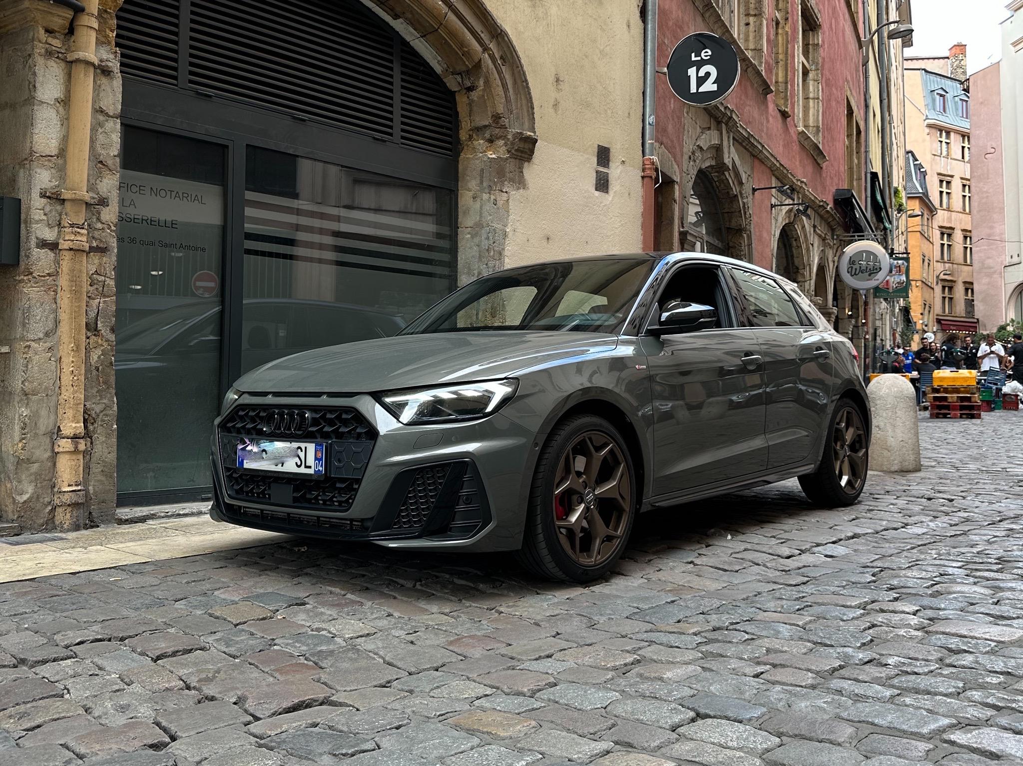 Audi A1 SPORTBACK 2023 à Le Beausset